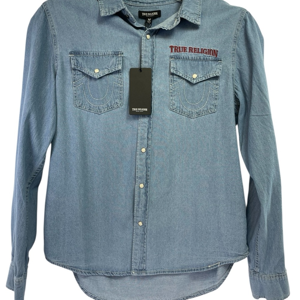 True Religion Light Blue Chambrey Sz Medium snap up shirt